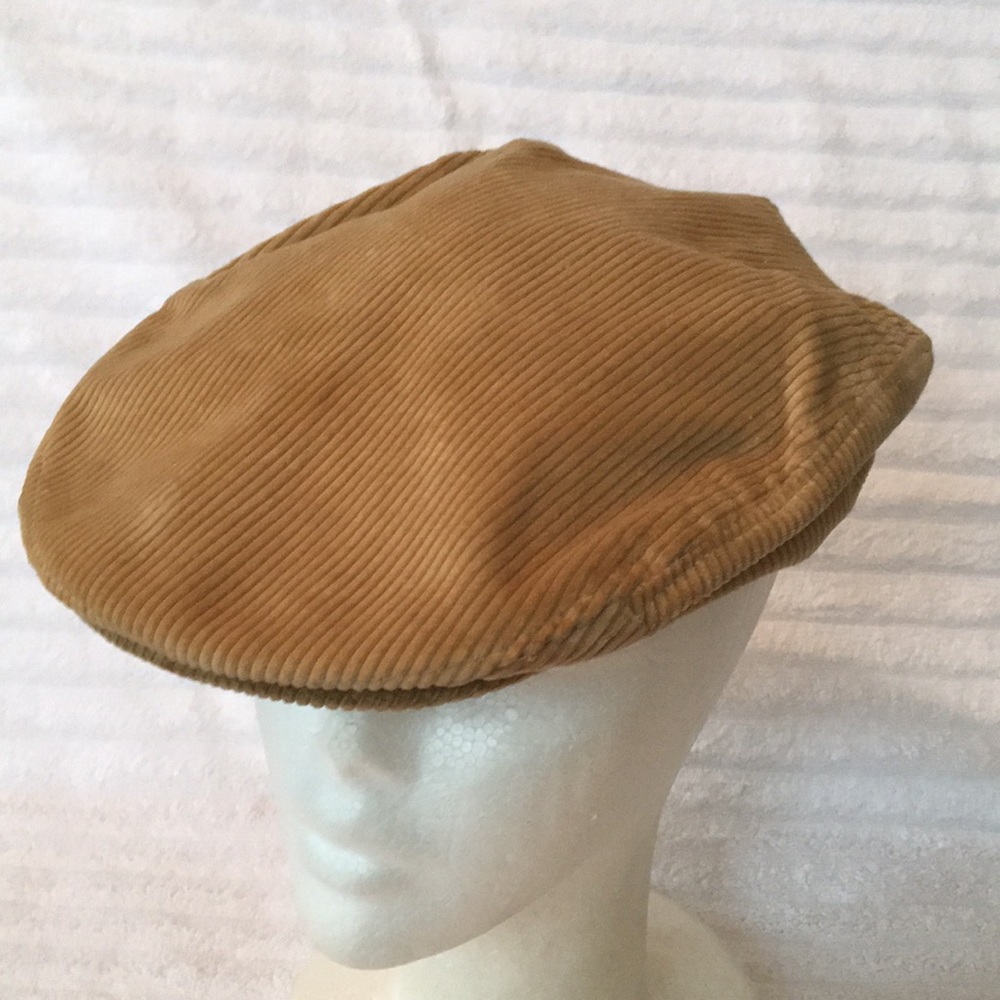 Vintage Grand Prix medium corduroy flat cap driving hat newsboy golf